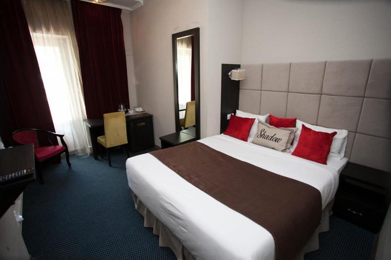 Shadow Boutique Hotel & Spa Κισινάου Δωμάτιο φωτογραφία